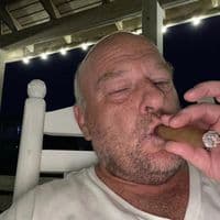 TikTok Account - renatkolitik02