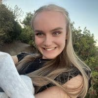 TikTok Account - rebeccafjell