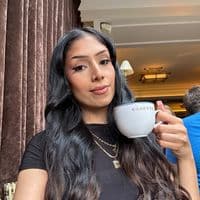 TikTok Account - hennabyharmeet