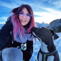 TikTok Account - nadineloveswiss