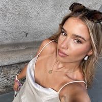 TikTok Account - crisalcazar_