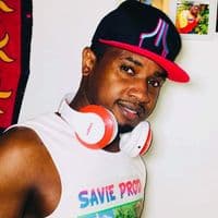 TikTok Account - savie_le_comoco