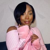 TikTok Account - noemie_mabelleuh