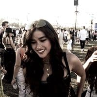 TikTok Account - lizquenland