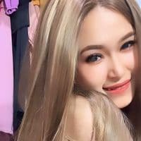 TikTok Account - dealova_meimei
