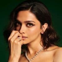 TikTok Account - bollywood.songs6