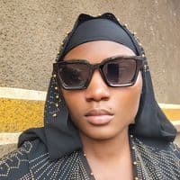 TikTok Account - bayemjulienne2