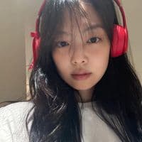 TikTok Account - yawnznbluu