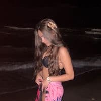 TikTok Account - vanessa.db.ct