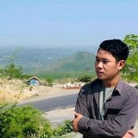 TikTok Account - heinpyaesanofficial