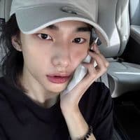 TikTok Account - hyunjin_220315