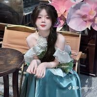 TikTok Account - _yangxinh_