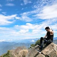 TikTok Account - emaninsorio