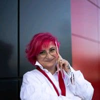 TikTok Account - tinarobless