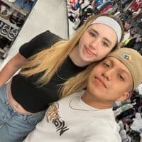TikTok Account - sabreenayvictorym