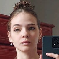 TikTok Account - deborasabiino