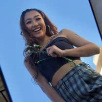 TikTok Account - helennnwang