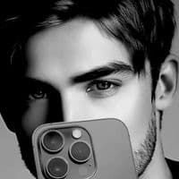 TikTok Account - arayans_bollywood