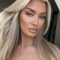 TikTok Account - aliciaanoraa1