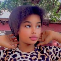 TikTok Account - la_tahira_