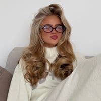 TikTok Account - hollyjai_