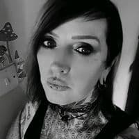 TikTok Account - raven.back.up2