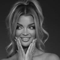 TikTok Account - helenaforddd