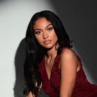 TikTok Account - j2naa__