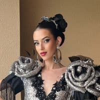 TikTok Account - lauraredmor