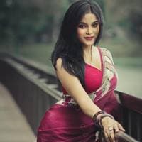 TikTok Account - rhea_barmon