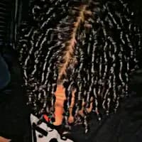 TikTok Account - ismael_lyrics33